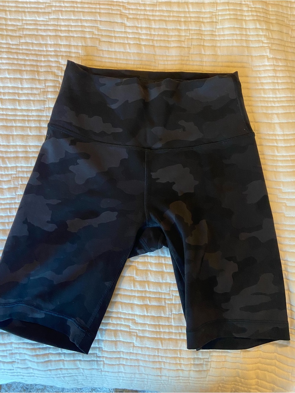 Lululemon Align Camo Biker Shorts 6” Size 6 NWOT